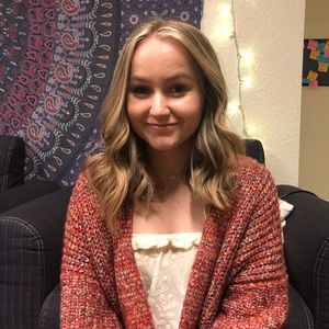 Meet your Posher, Nora